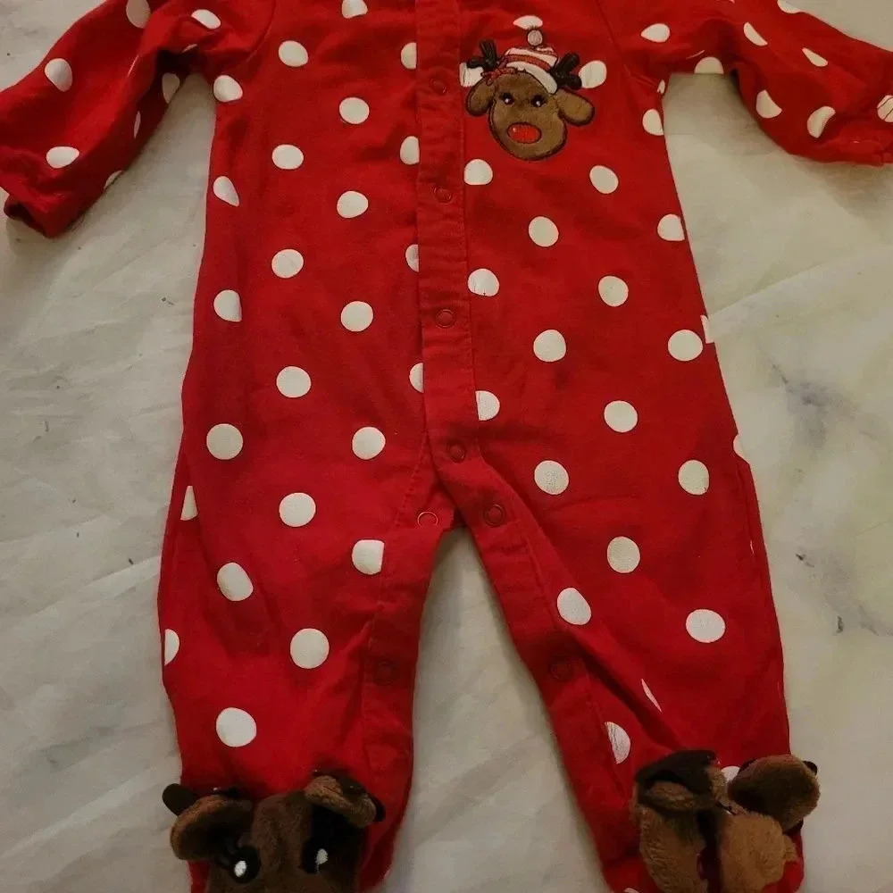 Infant Girl Size 3-6 months Christmas‎ & Ruldoph Theme Footed Pjs